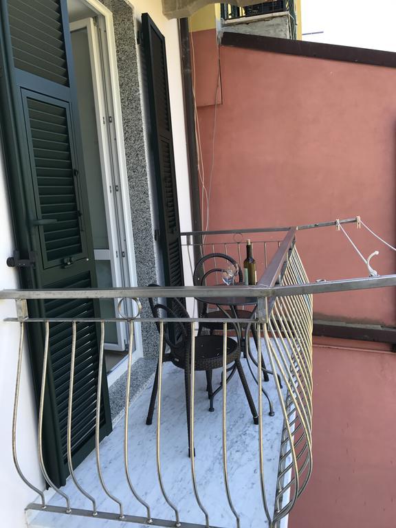 Sandra Villa Rooms Corniglia Extérieur photo